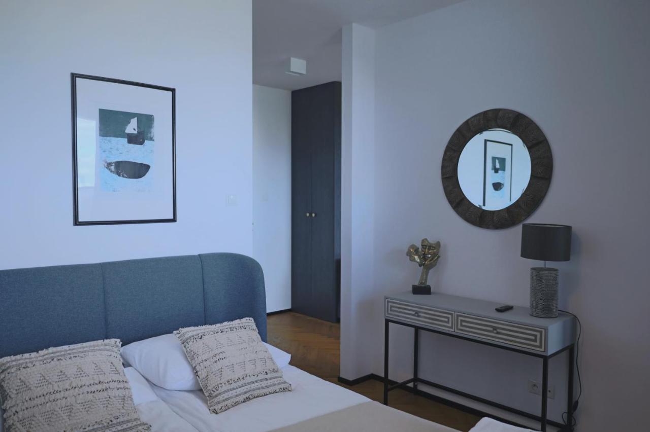 Portova By Oneapartments Premium Гдиня Екстериор снимка